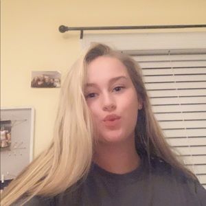 Meet your Posher, Lilly